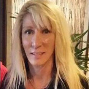 Meet your Posher, Deborah